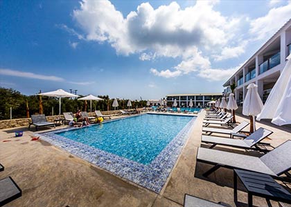 Caretta Paradise Hotel