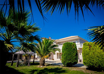 Denise Apartments