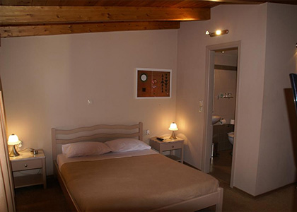Yria Hotel